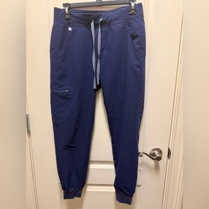 Women’s Figs navy jogger pants size petite small